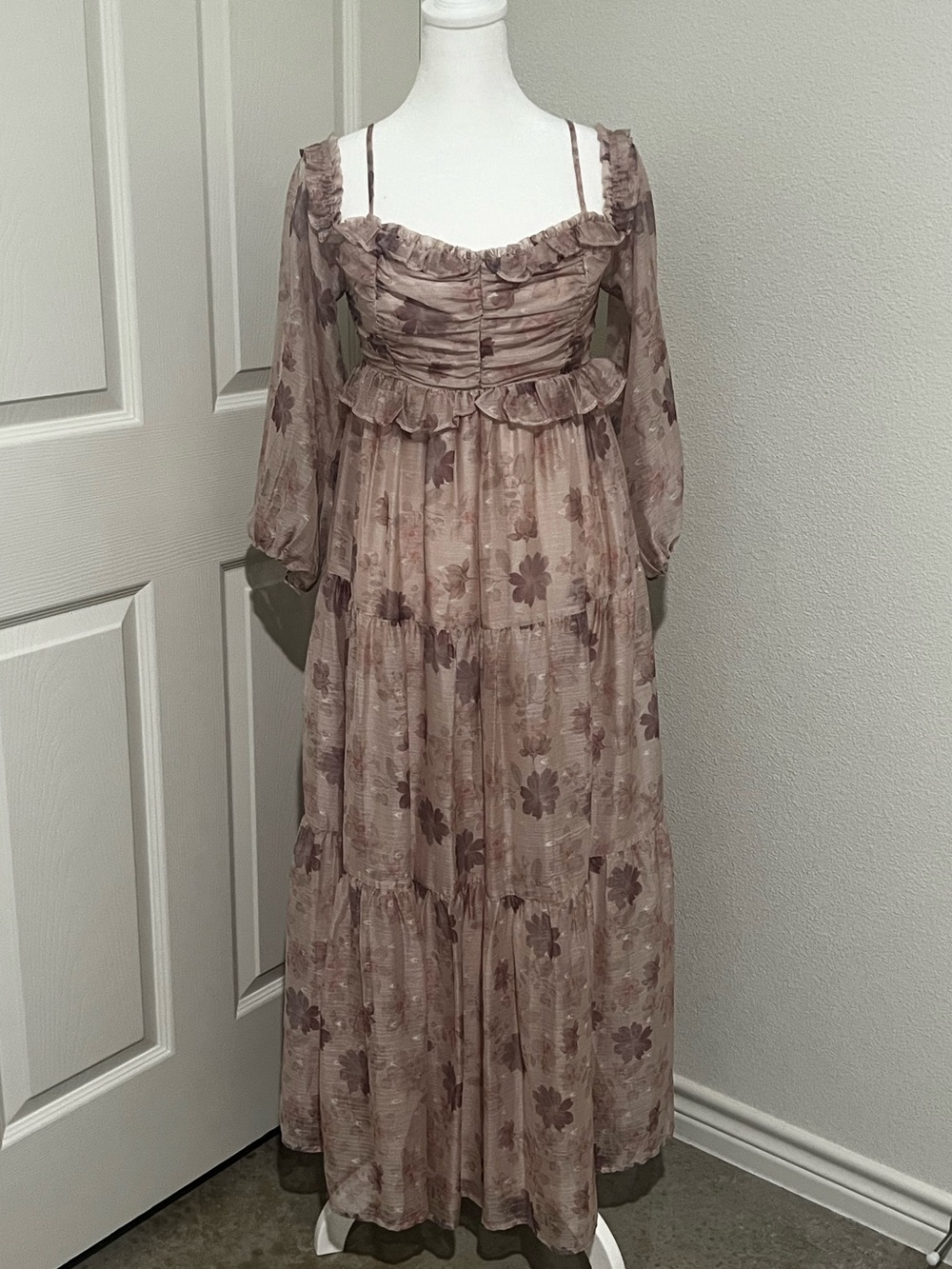 Storia Mauve Floral Tiered Off-Shoulder Maxi Dress
